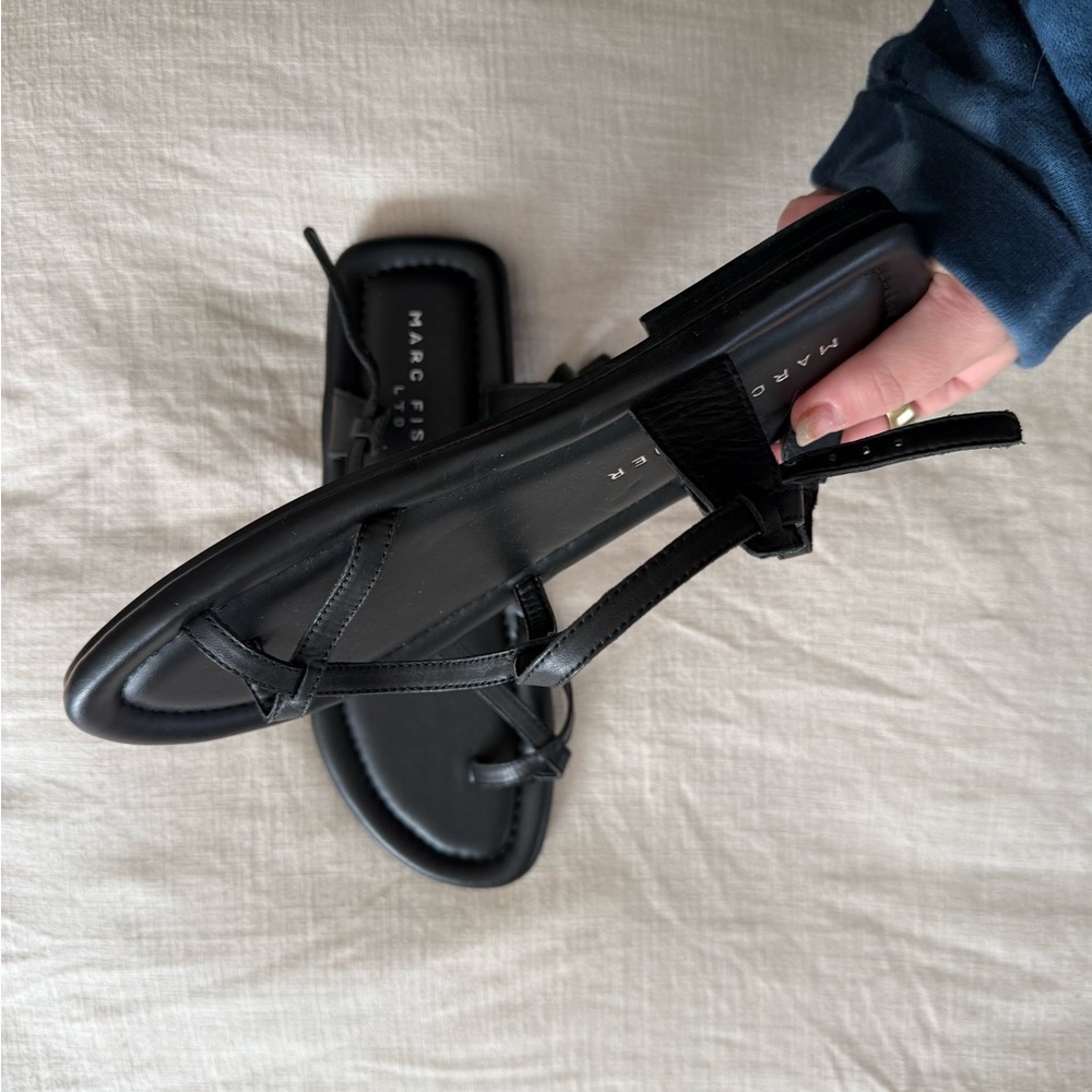 Marc Fisher Gerty Ankle Strap Sandal in Black NWOT - Picture 3 of 4